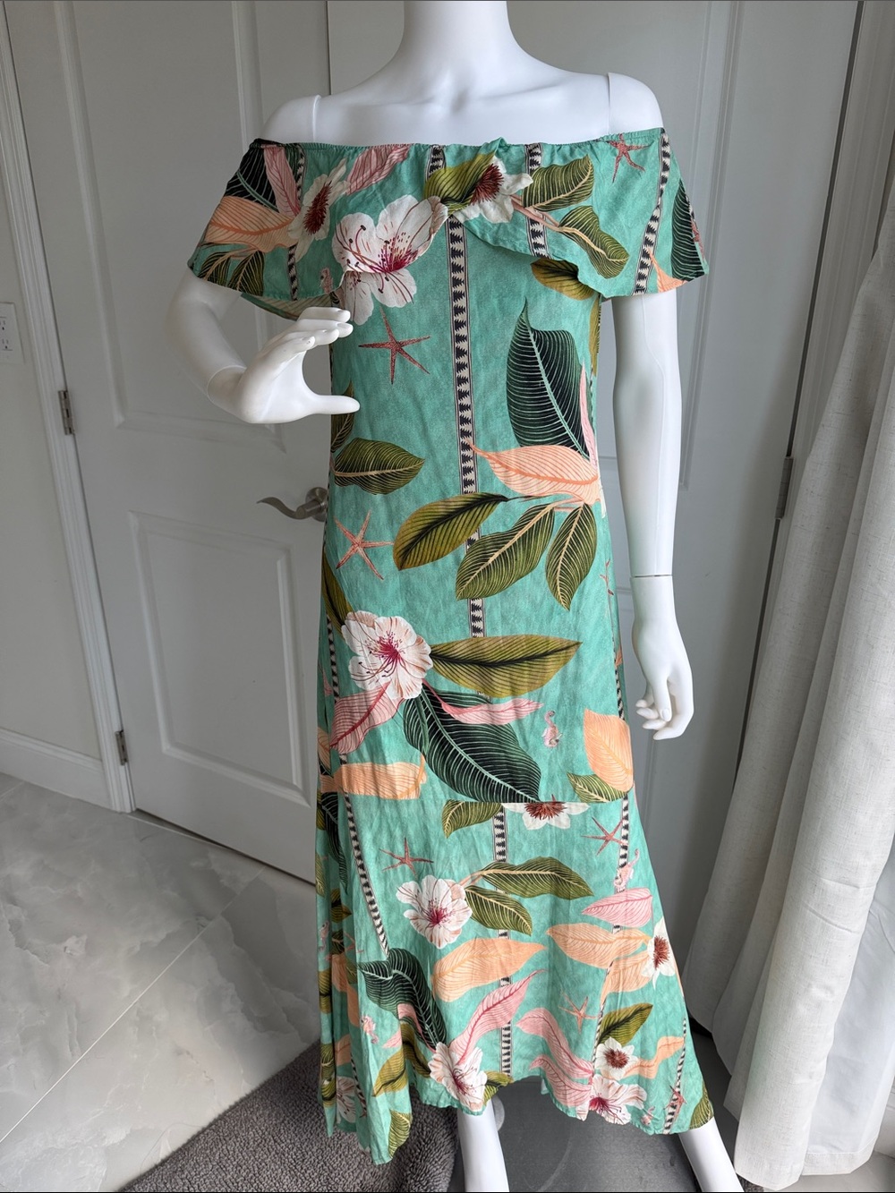 Dossie Tropical Off-Shoulder Dress - Mint Floral